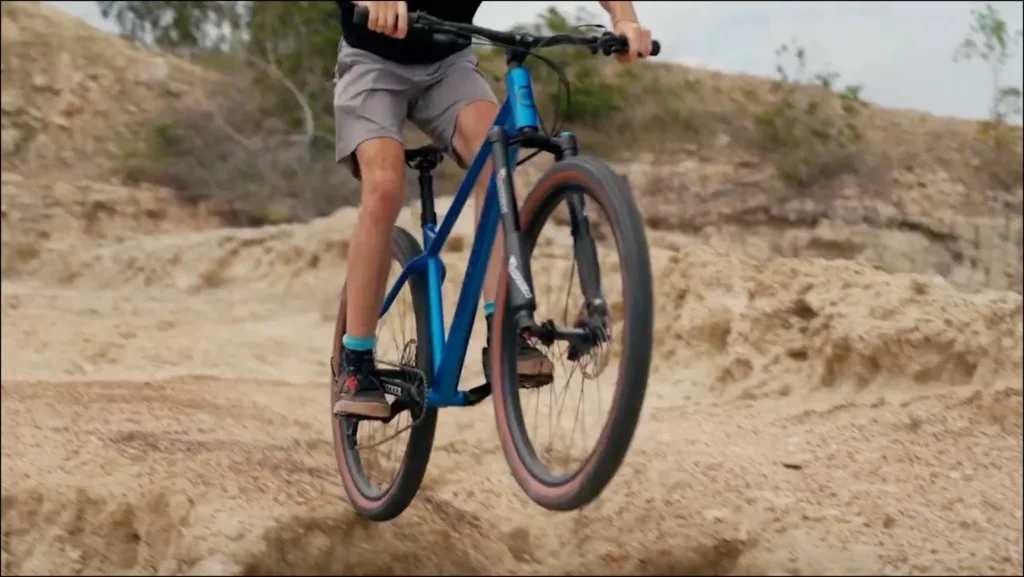 MTB 32 Ιντσών: Η Επόμενη Επανάσταση ή μια Υπερβολή για Λίγους